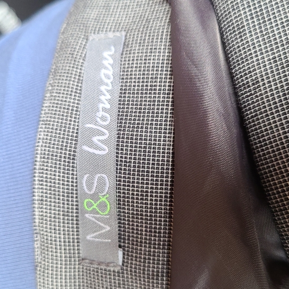 Makes and Spencer Slimming Colorblock Ponte Knit Pencil Skirt with slit - Picture 6 of 8